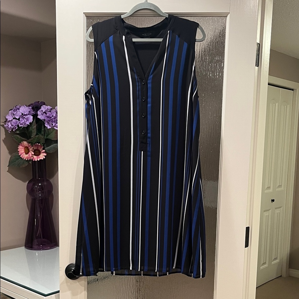 Chiffon Sleeveless Striped Dress in Black and Blue